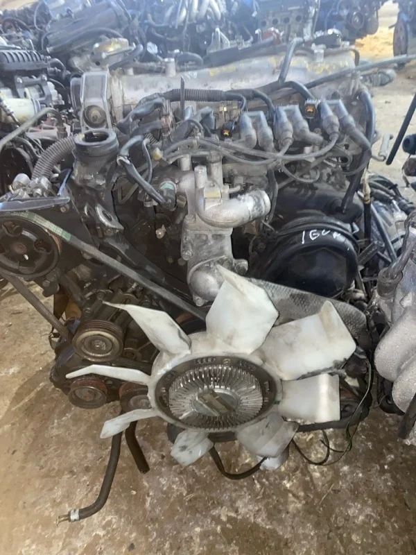 Двигатель Mitsubishi Pajero 3 6G74