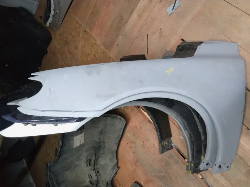 Крыло Volvo S80 31294000, переднее левое