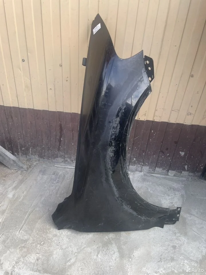 Переднее правое крыло vw touareg 7l6821102k