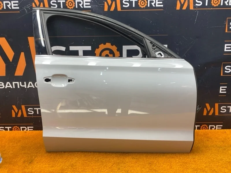 Дверь Audi A8 2011 4H0831052B D4/4H CGWA, передняя правая
