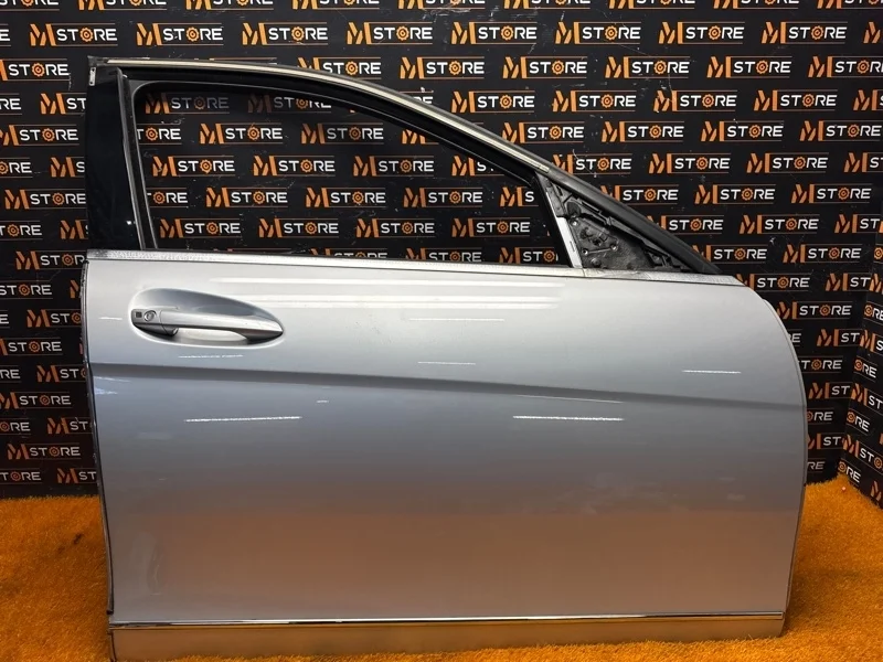 Дверь Mercedes-Benz C-Class 2010 A2047200205 W204 271.860, передняя правая