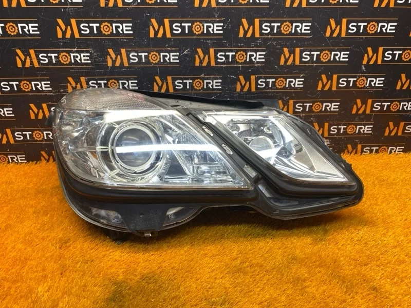 Фара Mercedes-Benz E-Class 2011 A2128202059 W212 642.850, правая