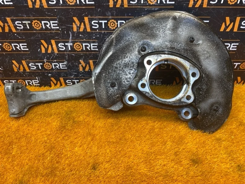 Кулак поворотный Audi A4 2011 4G0407254B B8/8K CDNB, передний правый