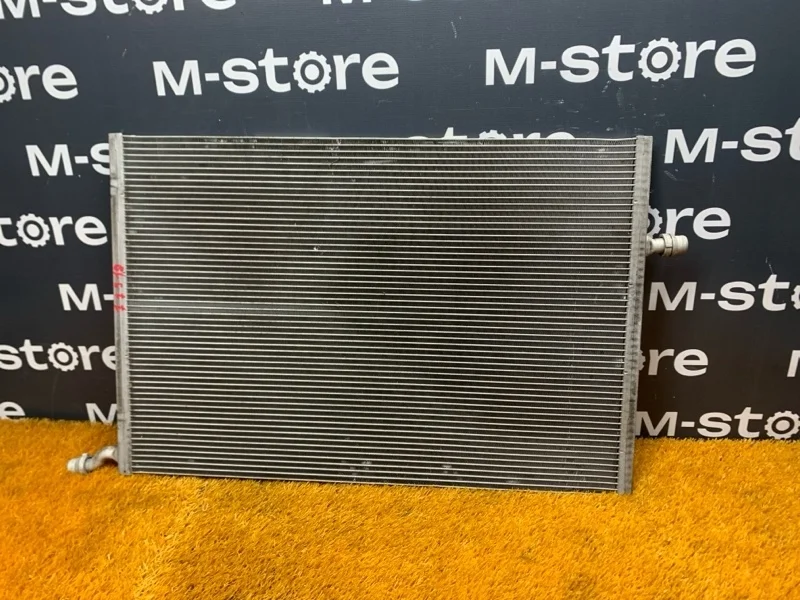 Радиатор ДВС Mercedes-Benz C-Class 2015 A0995002003 W205 274.920