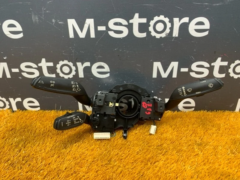 Блок подрулевых переключателей Audi A5 2013 4G8953502AH 8T CDN