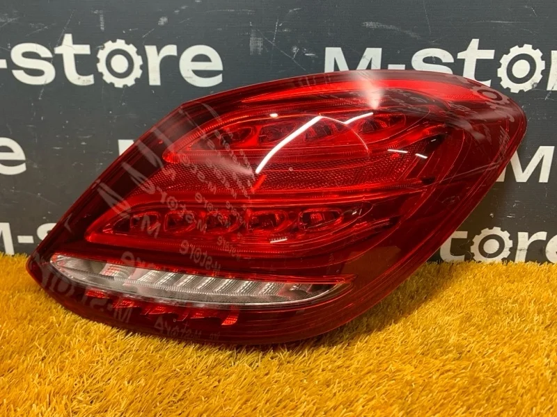 Фонарь задний Mercedes-Benz C-Class 2014 A2059061457 W205 274.920, правый