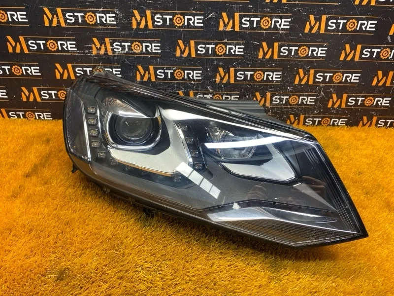 Фара Volkswagen Touareg 2013 7P2941752 7P CGRA, правая