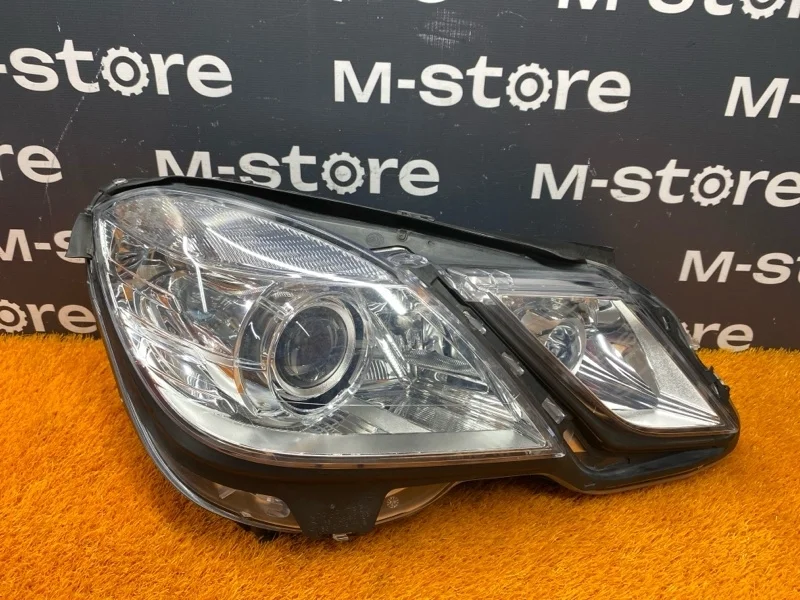 Фара Mercedes-Benz E-Class 2010 A2128205861 W212 642.850, правая