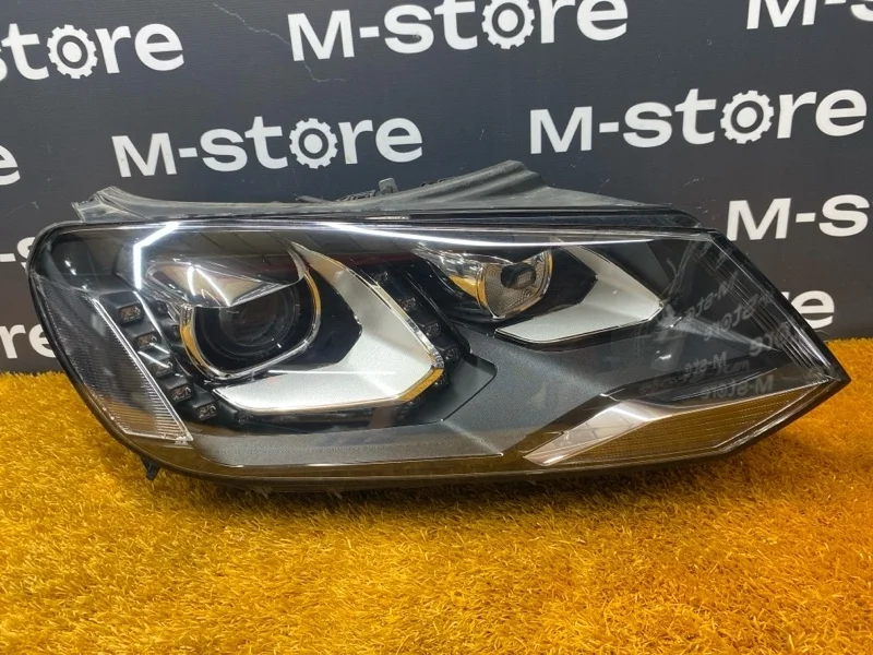 Фара Volkswagen Touareg 2014 7P2941752 7P CGRA, правая