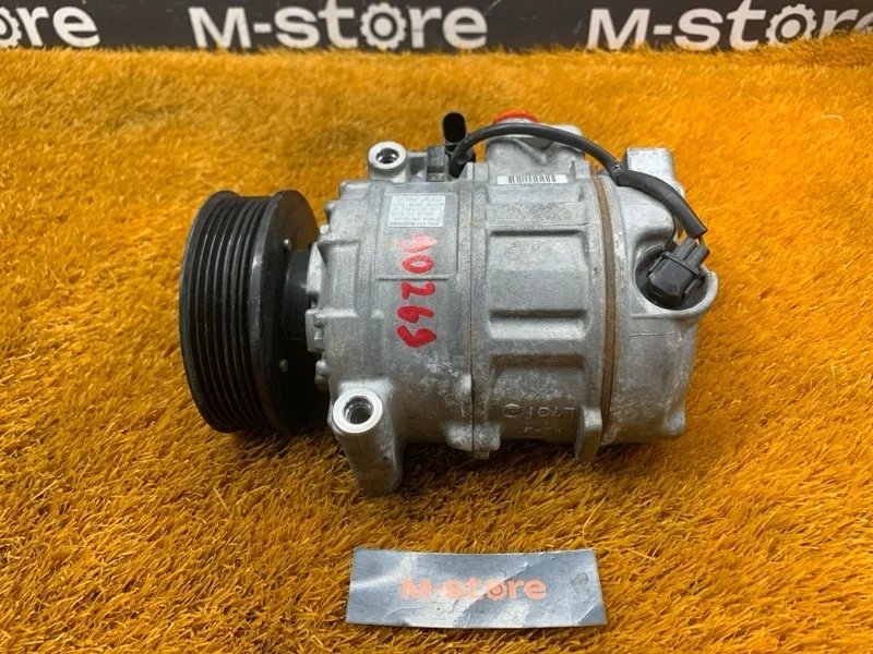 Компрессор кондиционера Volkswagen Touareg 2014 7P0820803M 7P CGRA
