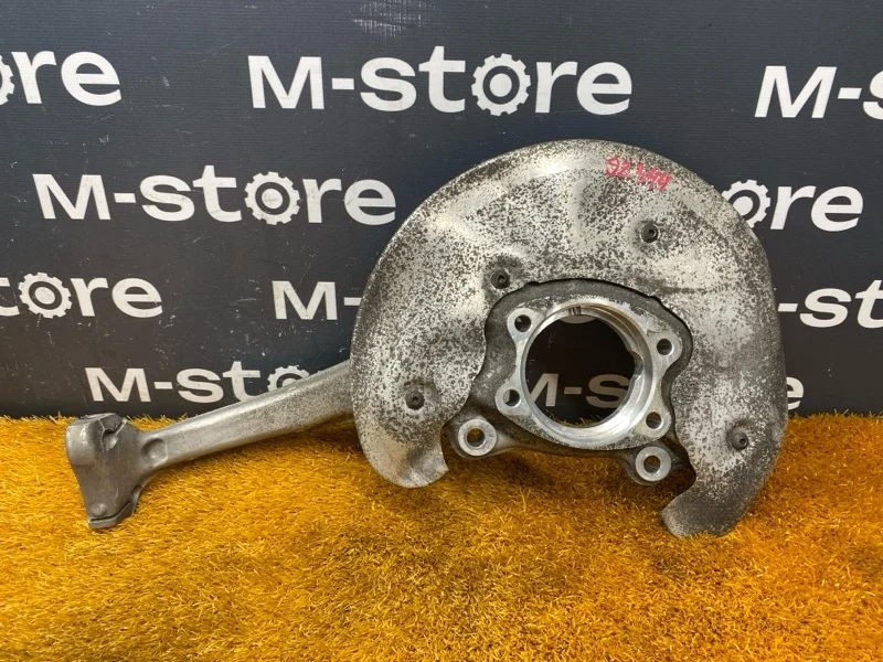 Кулак поворотный Audi Q5 2014 4G0407254B 8R CNC, передний правый