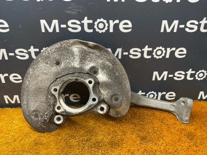 Кулак поворотный Audi A5 2013 4G0407253B 8T CDN, передний левый