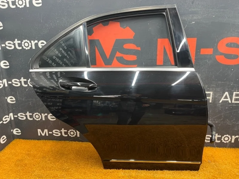 Дверь Mercedes-Benz C-Class 2007 A2047302200 W204 271.950, задняя правая
