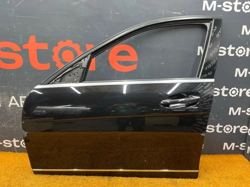 Дверь Mercedes-Benz C-Class 2009 A2047200105 W204 271.950, передняя левая