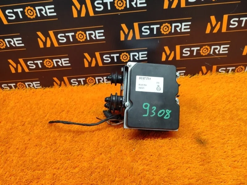 Блок ABS Audi Q5 2011 8R0907379H 8R CDNC