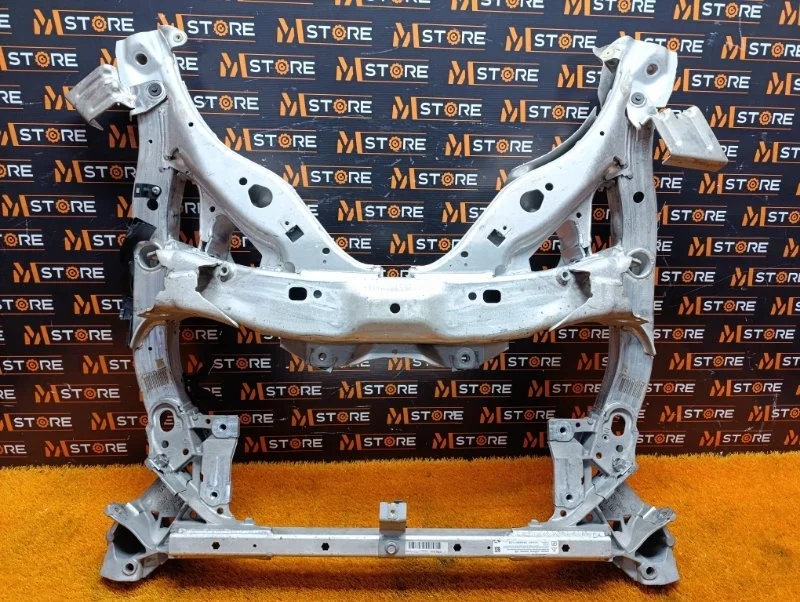 Балка поперечная (подрамник) Bmw 5-Series 2011 31116796692 F11 N52B30A, передняя