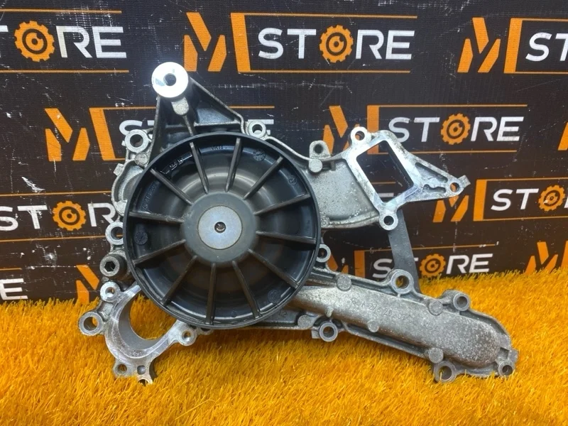 Помпа Mercedes-Benz E-Class 2011 A2762010701 W212 276.952