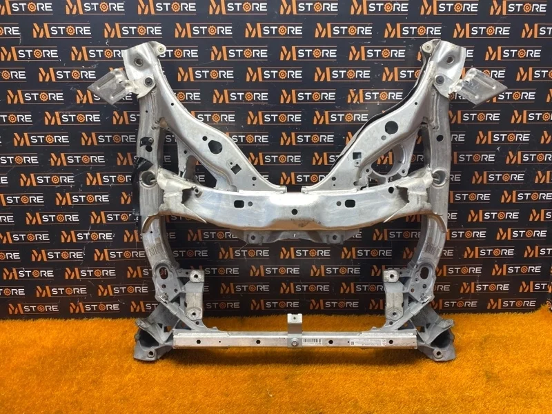 Балка поперечная (подрамник) Bmw 5-Series 2011 31116796693 F10 N20B20B, передняя
