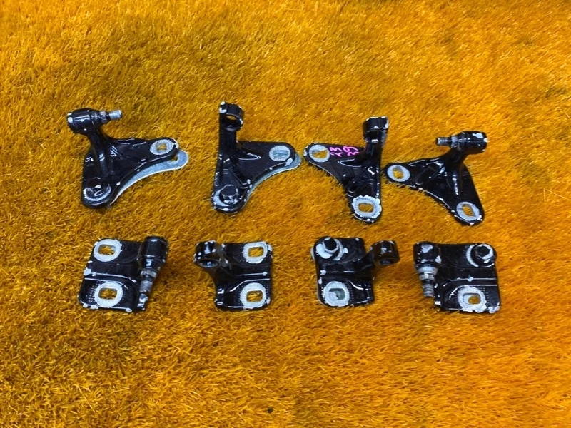 Петля двери Mercedes-Benz S-Class 2003 A2207200537 W220 112.972