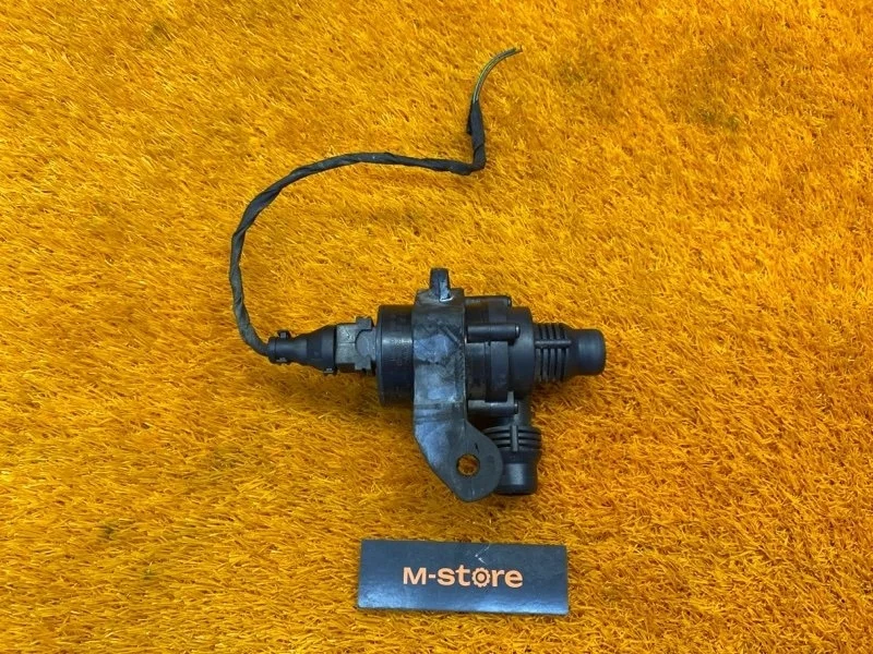 Помпа дополнительная Bmw 7-Series 2006 64116922699 E65 N62B48B