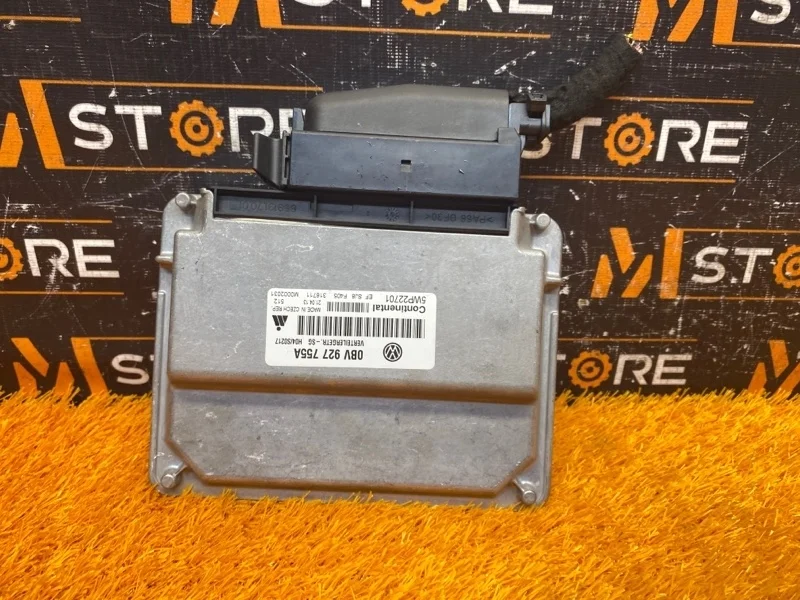 Блок управления раздаточной коробкой Volkswagen Touareg 2013 0BV927755A 7P CGRA