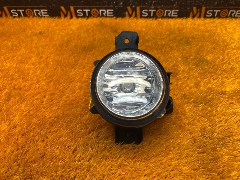 Фара противотуманная Bmw X5 2009 63177184318 E70 N52B30A, правая
