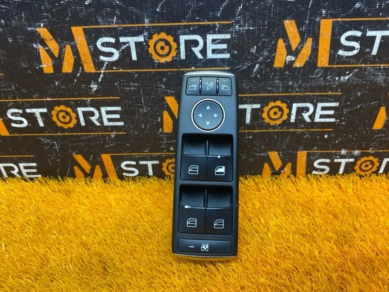 Блок управления стеклоподъемниками Mercedes-Benz E-Class 2010 A2049055402 C207 272.988, передний правый