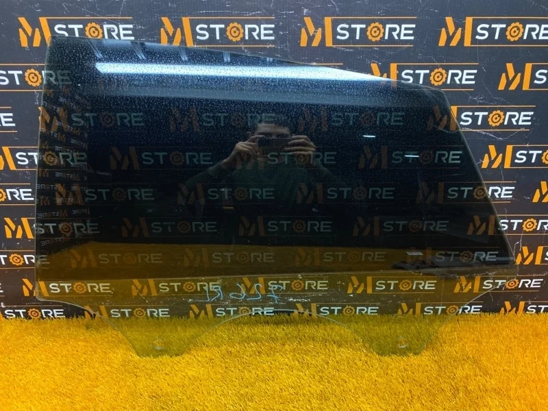 Стекло боковое Audi A7 2013 4G8845205A 4G CGW, заднее левое