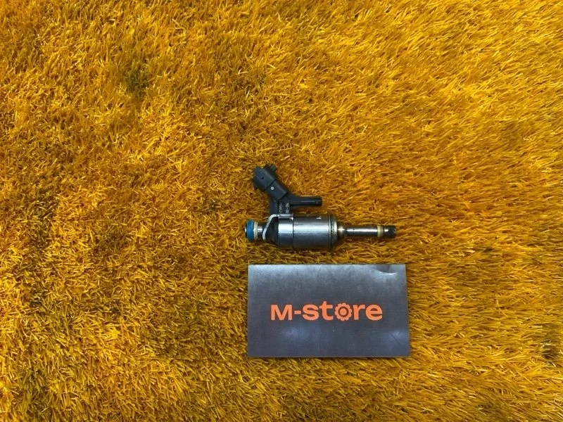 Форсунка топливная Bmw 1-Series 2014 7591623 F20 N13B16A