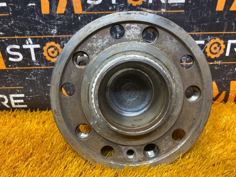 Ступица Mercedes-Benz C-Class 2014 A2053340400 W205 274.920, передняя правая