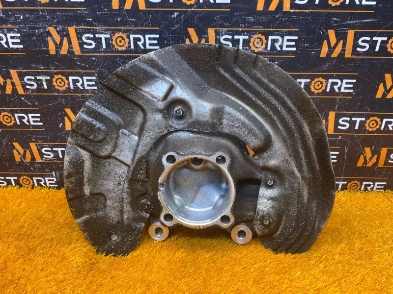 Кулак поворотный Bmw X1 2010 31216784865 E84 N46B20B, передний левый