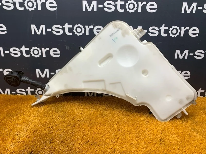 Бачок омывателя Bmw 1-Series 2014 61667241676 F20 N13B16A