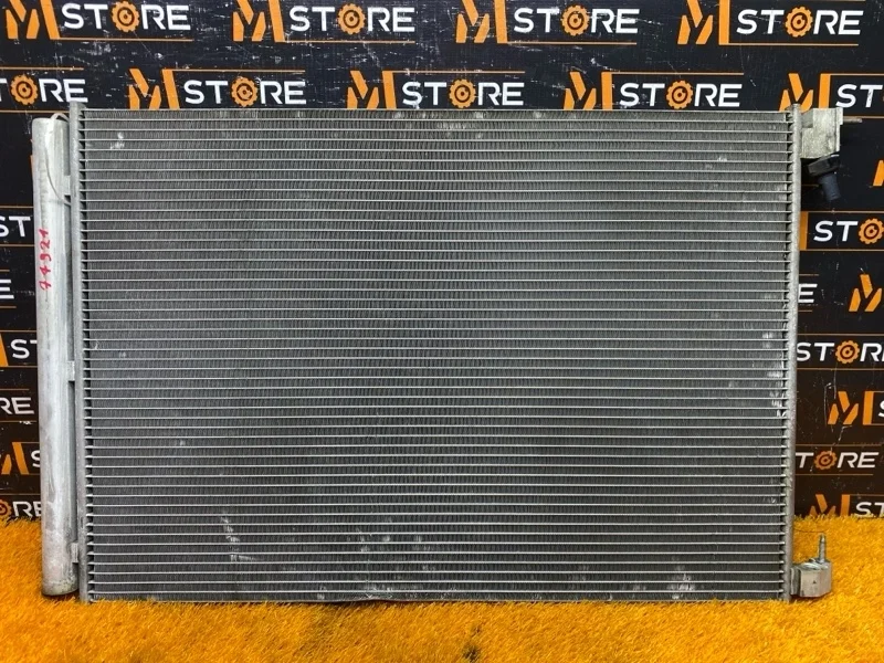 Радиатор кондиционера Mercedes-Benz C-Class 2015 A0995001354 W205 274.920