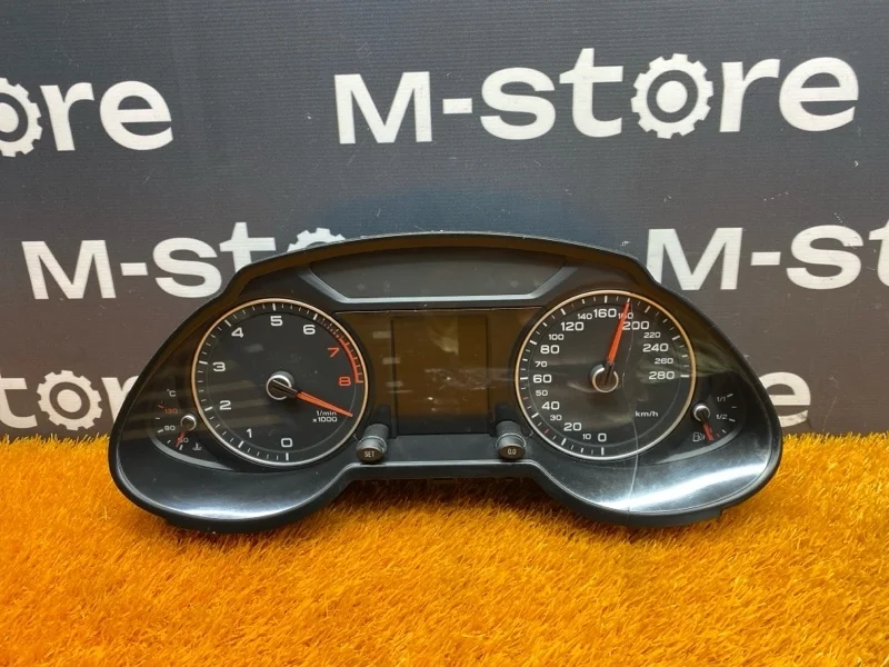 Щиток приборов Audi Q5 2012 8R0920930N 8R CNCD