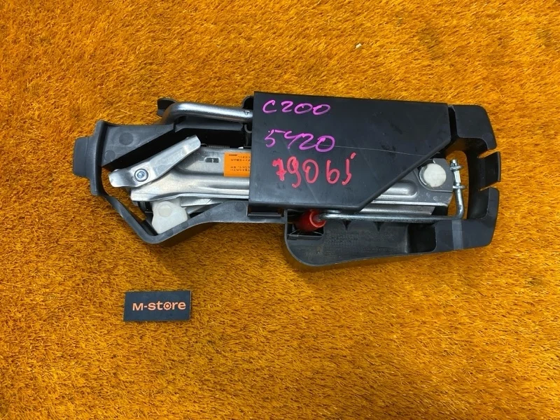 Ящик для инструментов Mercedes-Benz C-Class 2001 A2038990414 W203 111.955