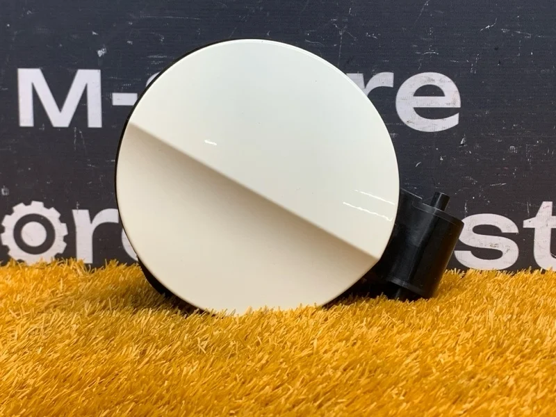 Лючок бензобака Audi A1 2011 8X0809906 8X CAX