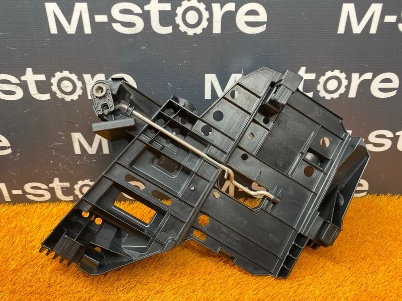 Кронштейн фары Porsche Cayenne 2008 7L5941045 957 5501, левый