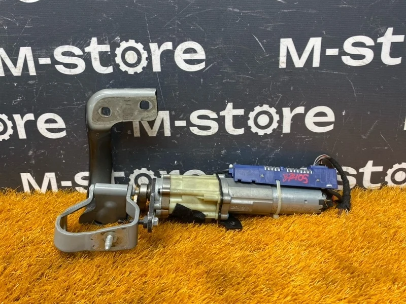 Мотор открывания багажника Audi Q5 2012 8R0827852B 8R CDN, правый