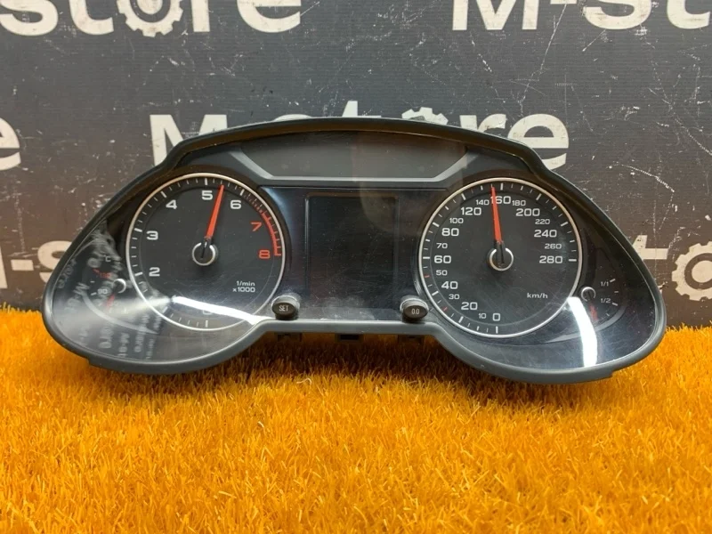 Щиток приборов Audi Q5 2014 8R0920930E 8R CNC