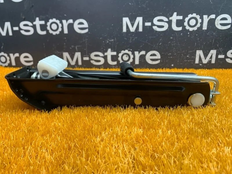 Домкрат Mercedes-Benz Cls-Class 2012 A2125800218 W218 276.952