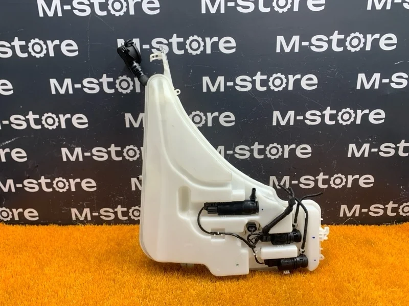 Бачок омывателя Bmw 1-Series 2012 61667241676 F20 N13B16A