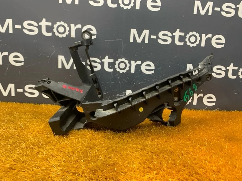 Кронштейн фары Audi A4 2012 8K0805607B B8/8K CDN, левый