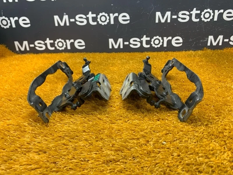 Петля капота Mercedes-Benz C-Class 2007 A2048800828 W204 271.950