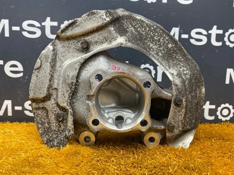 Кулак поворотный Bmw 3-Series 2013 31216792287 F30 N47D20C, передний левый