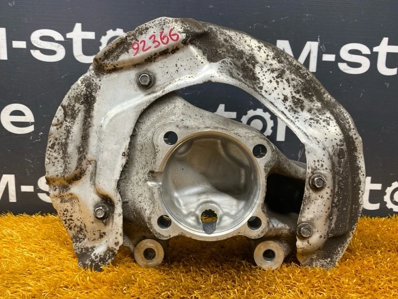 Кулак поворотный Bmw 1-Series 2012 31216792285 F20 N13B16A, передний левый