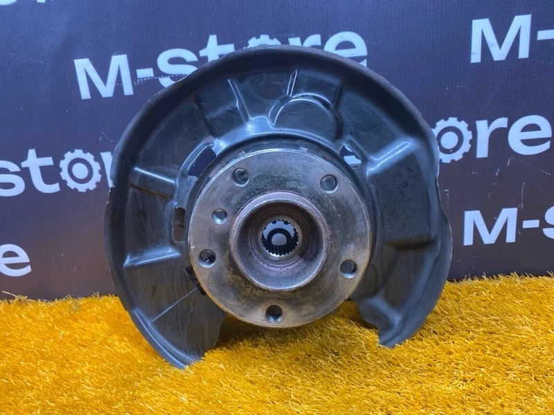 Кулак поворотный Bmw 1-Series 2012 33326792516 F20 N13B16A, задний правый