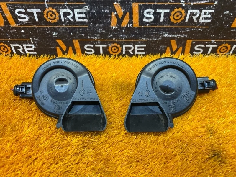 Сигнал звуковой Audi A4 2013 8T0951221 B8/8K CDNB