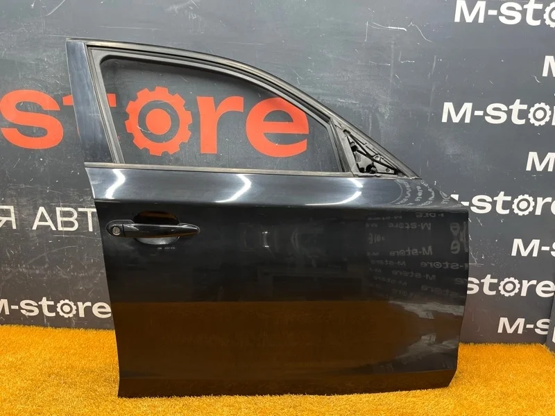 Дверь Bmw 1-Series 2009 41515A2A382 E87 N46B20B, передняя правая
