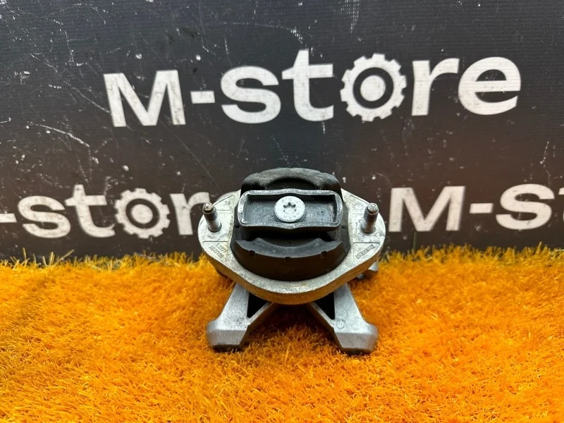 Подушка КПП Audi A4 2007 8E0399115F B7/8E ALT