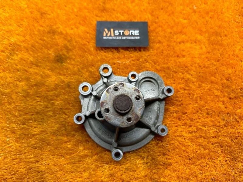 Помпа Mercedes-Benz C-Class 2012 A2712010601 W204 271.820